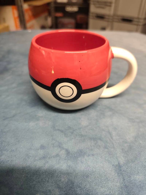 Pokémon Becher „Pokéball“ – ca. 440 ml