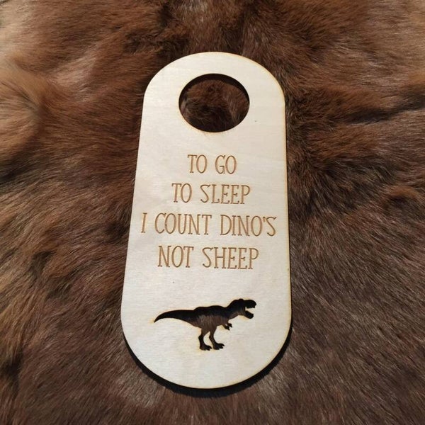 houten deurhanger dino