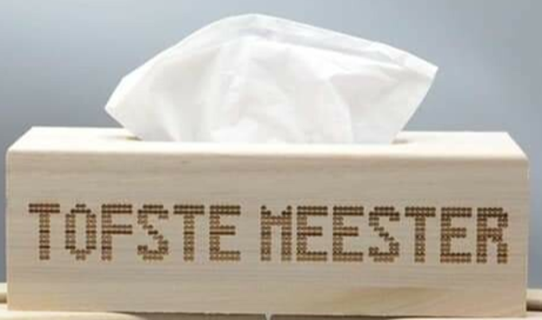 Houten zakdoekendoos