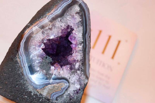 Amethyst cut base with agate banding