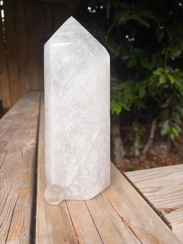 Premium  Quartz Polished Tower