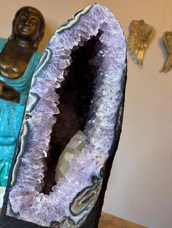 Amethyst Church Free Standing Amethyst Cathedral Natural Amethyst Geode 8.5kg Next Day UK Delivery Available! Amethyst agate and calcite