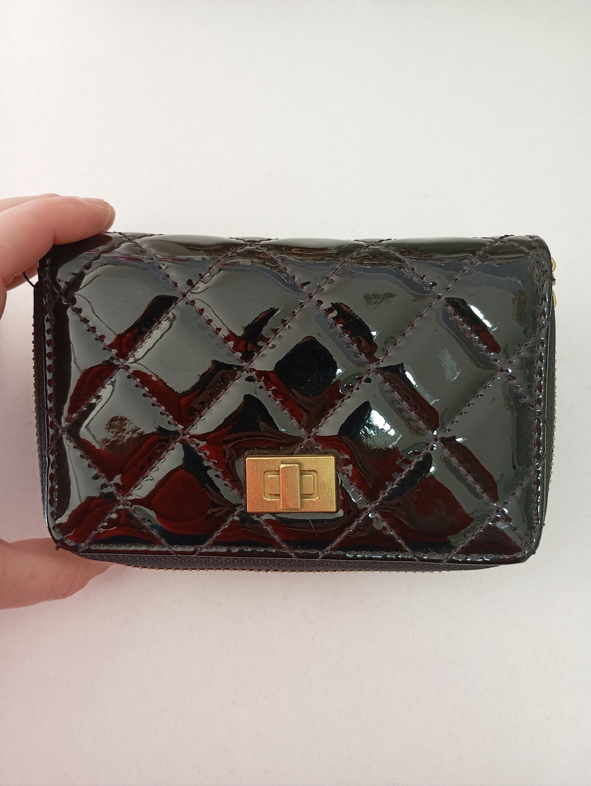 Λουστρινε μαύρο πορτοφολι