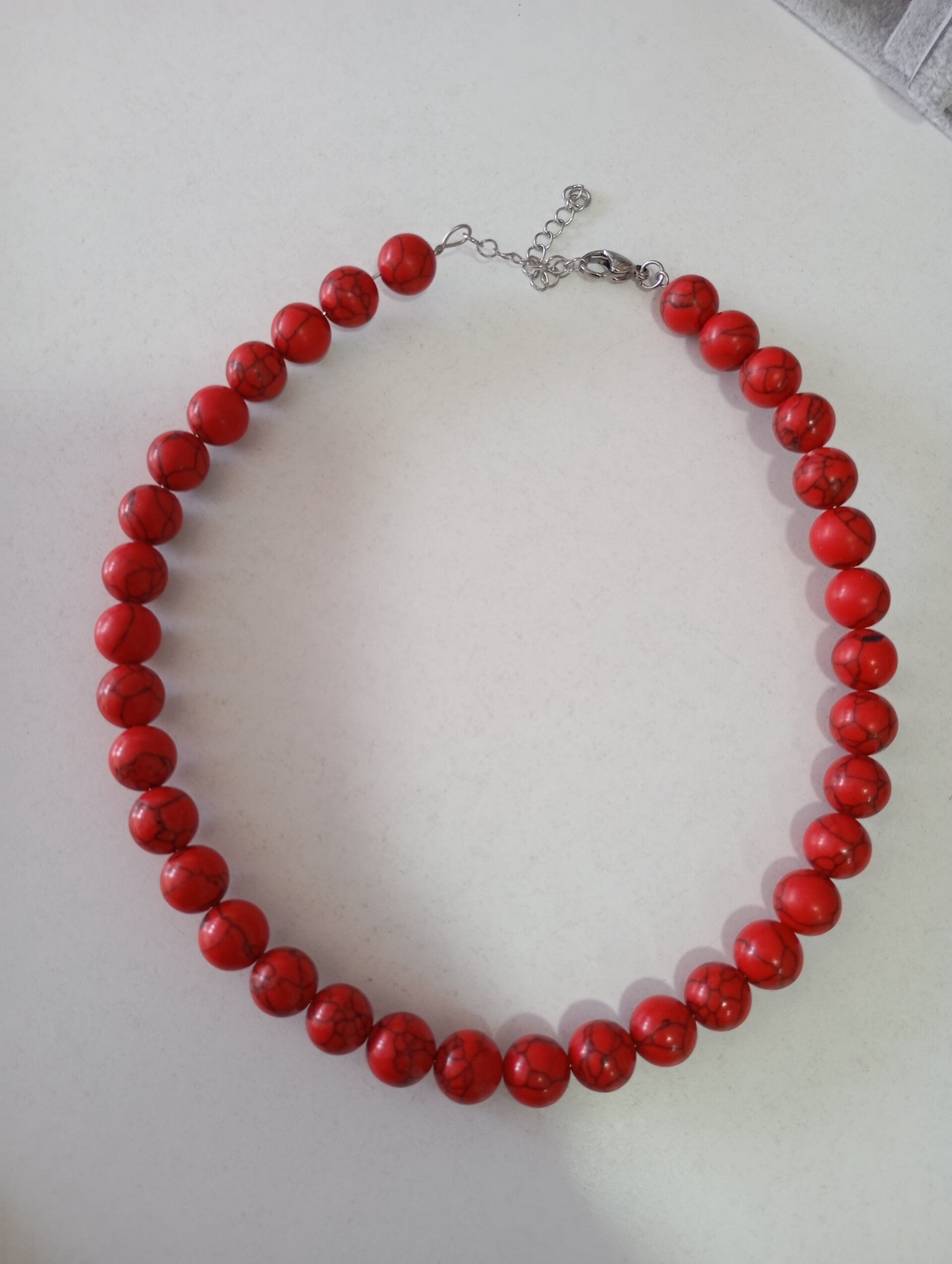 Κολάρο με κόκκινες γρανιτένιες χάντρες (handmade)