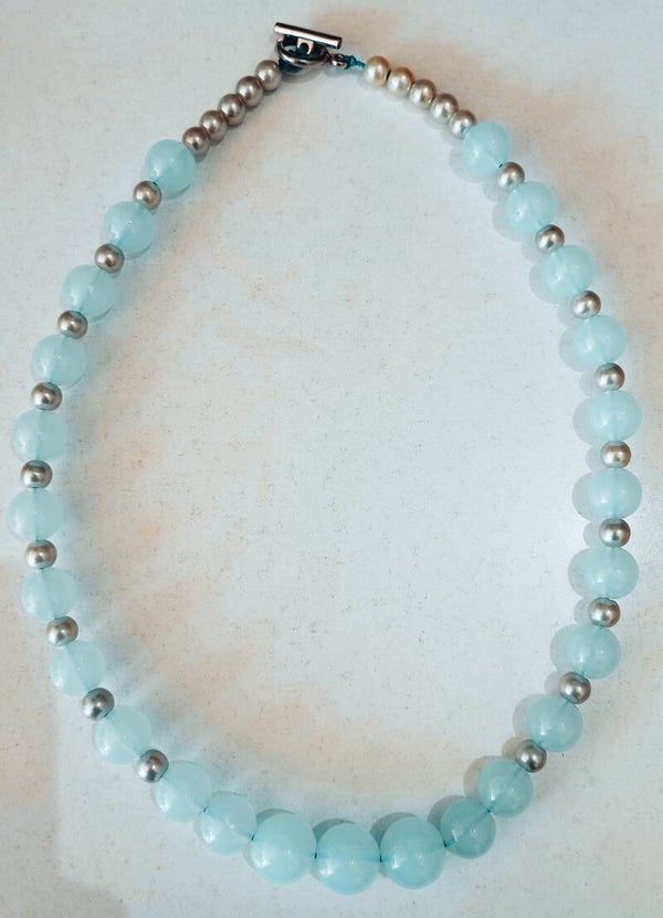 Aqua marine type necklace (handmade)