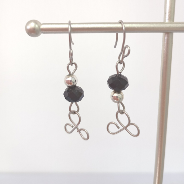 Simple and Elegant H.earrings 2 (code Mse2b)