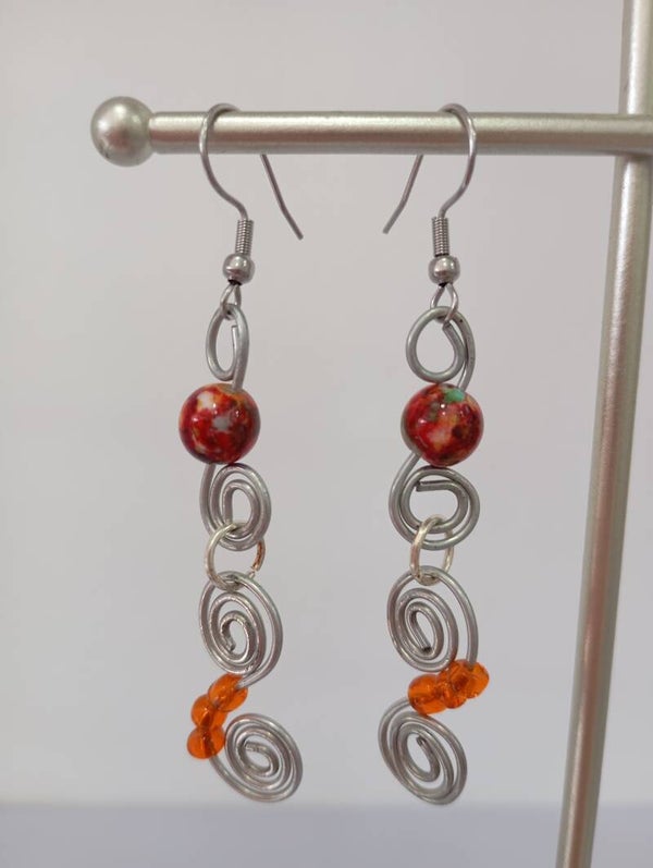 Handmade spira earrings orange beads (hEsbe)