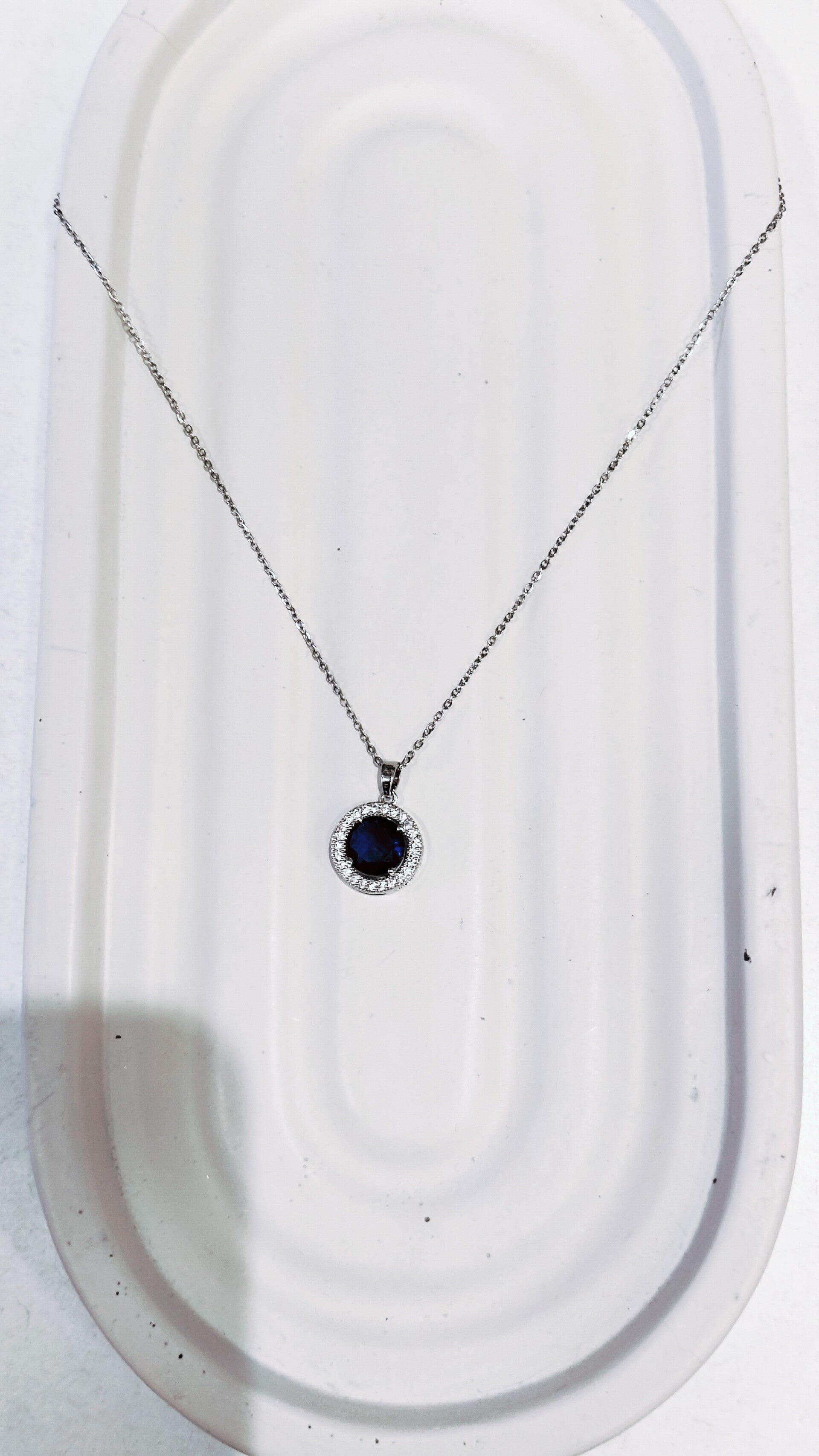 Blue diamond necklace (steel)