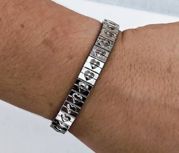 Βραχιόλι με καρδιές (steel)