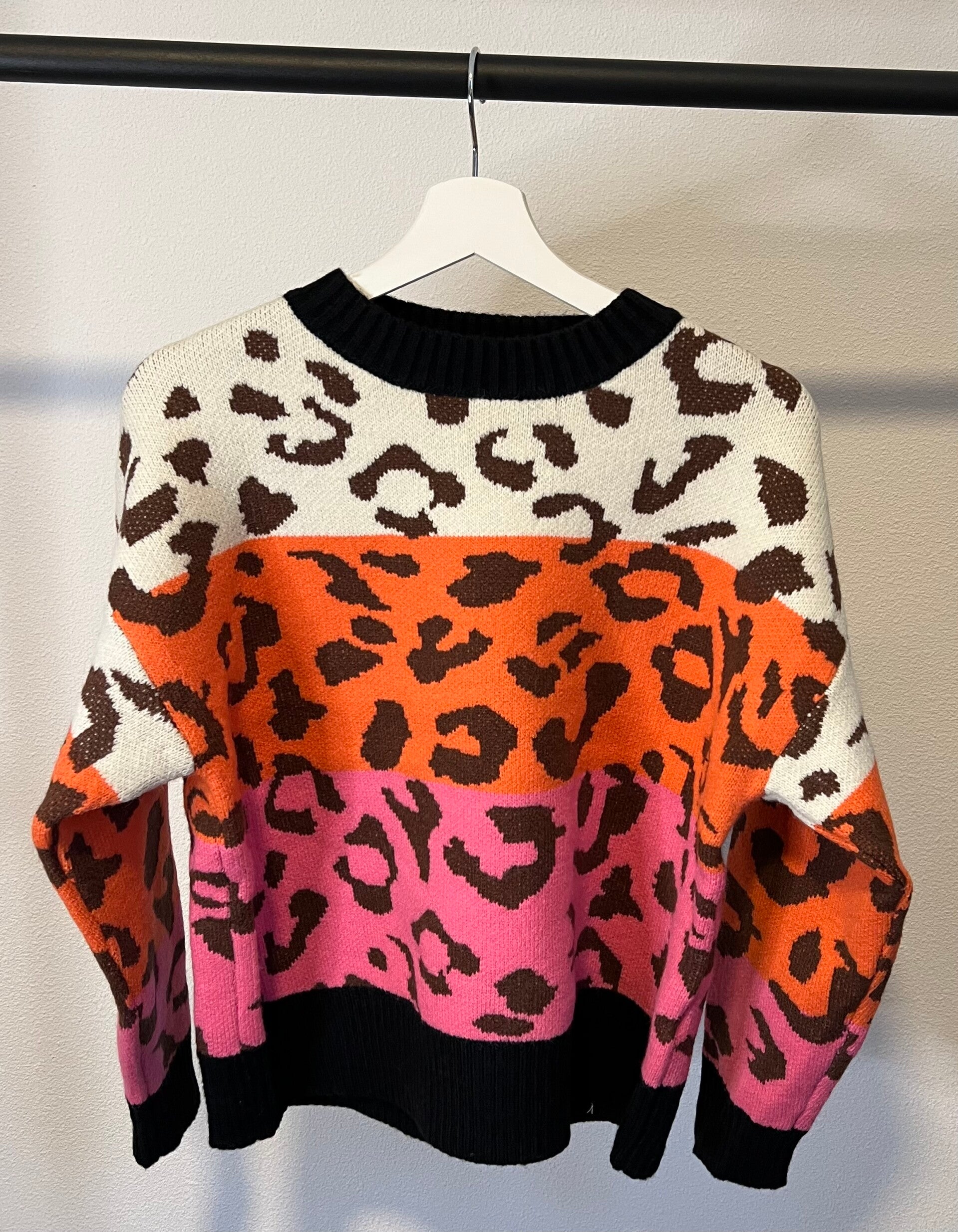 Trui Melissa met print oranje