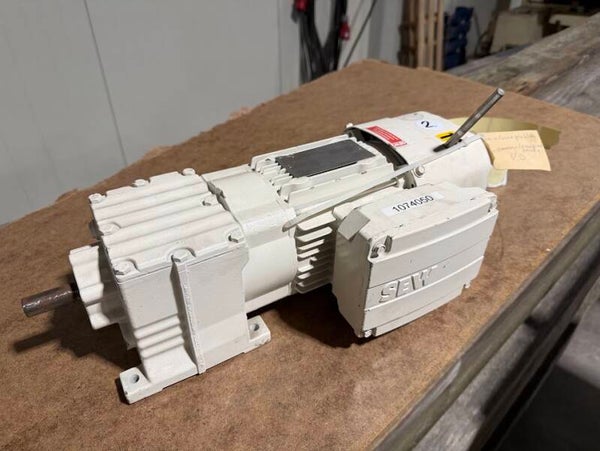 SEW R17 DRS71M2BE05HR/LN