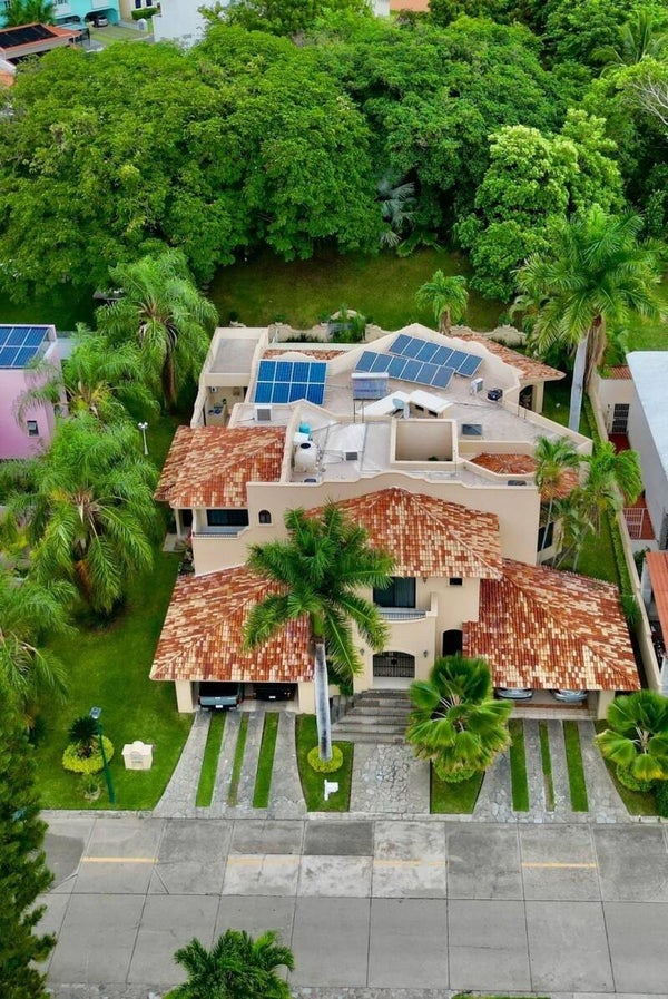 CASA EN VENTA PARQUE ROYAL