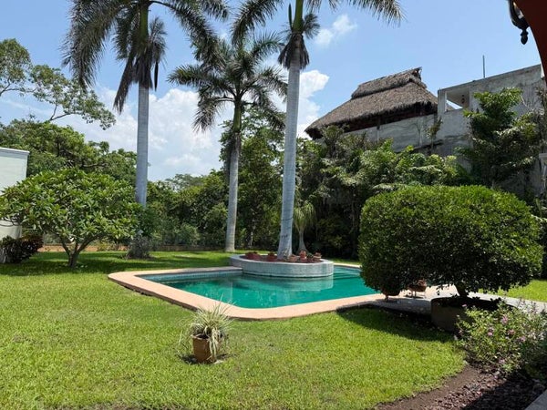 Residencia estilo Comala