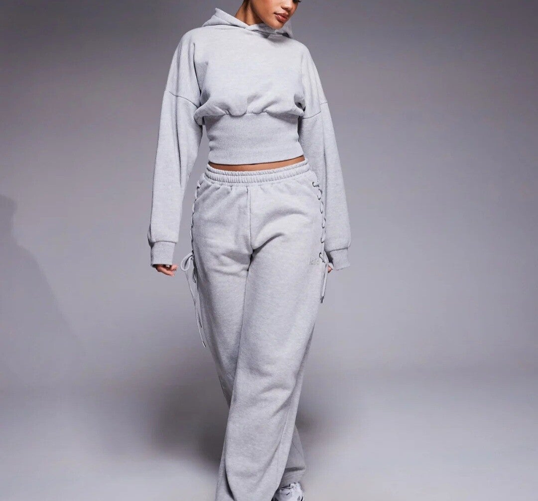 KAJJA- Kaputzen pullover im korset stil