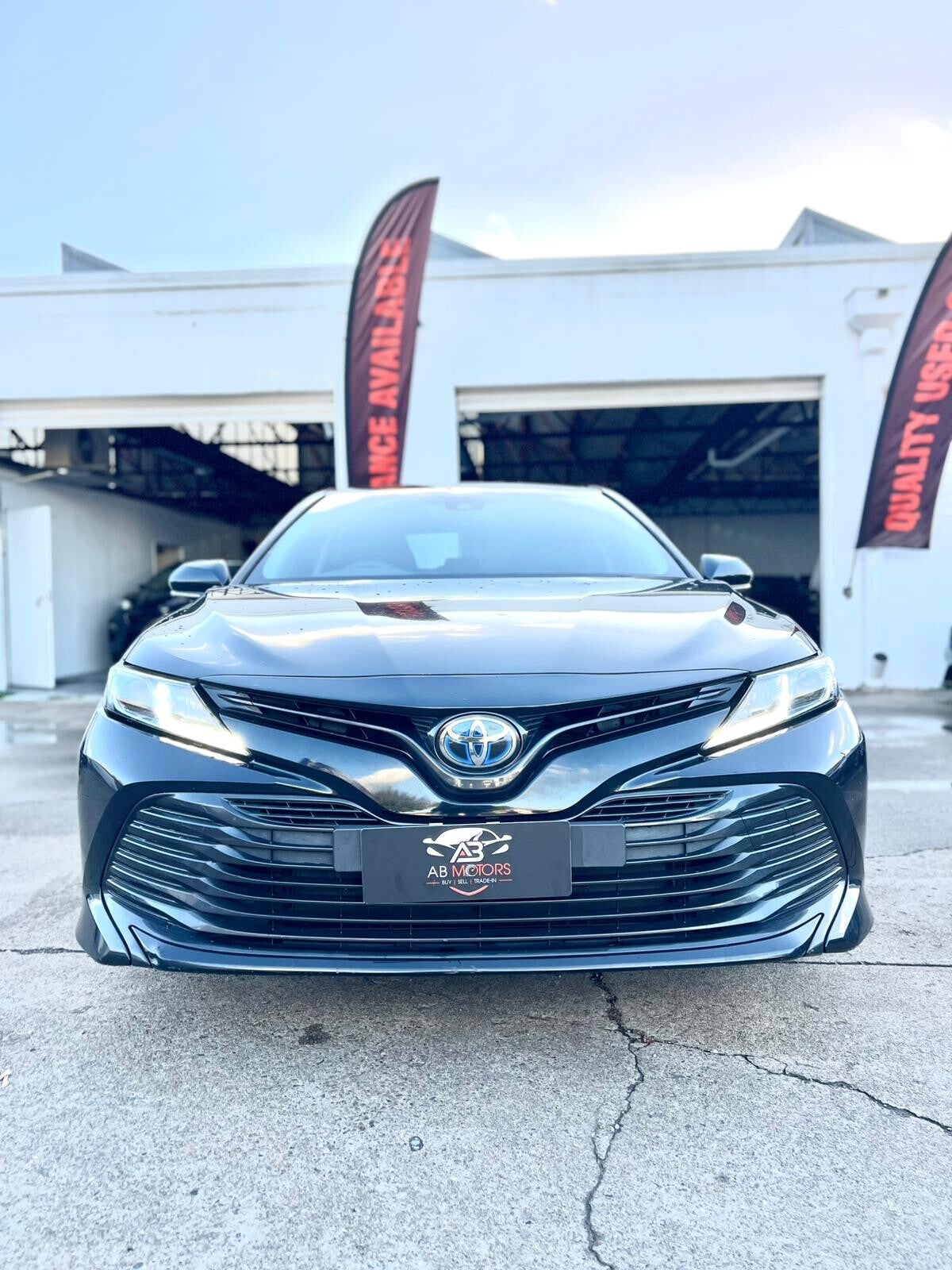 2018 Toyota Camry Hybrid Used Car For Sale