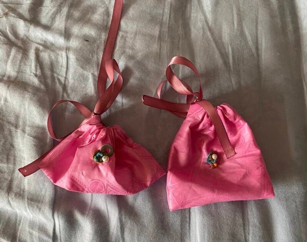 Coin pouch( one).