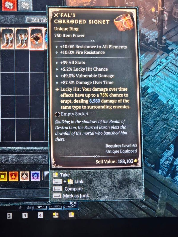 X'Fals Corroded Signet
