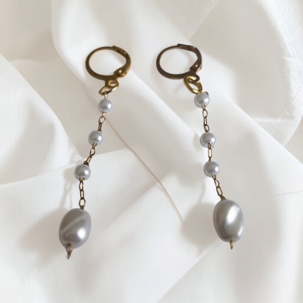 Pretty pearl drop earrings