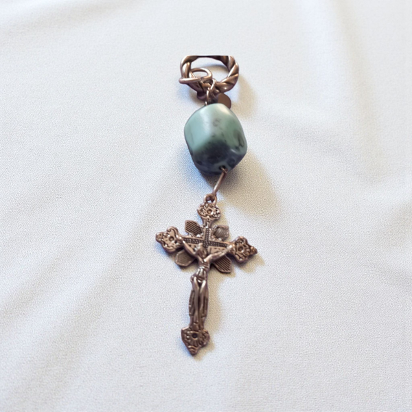 Silver cross pendant