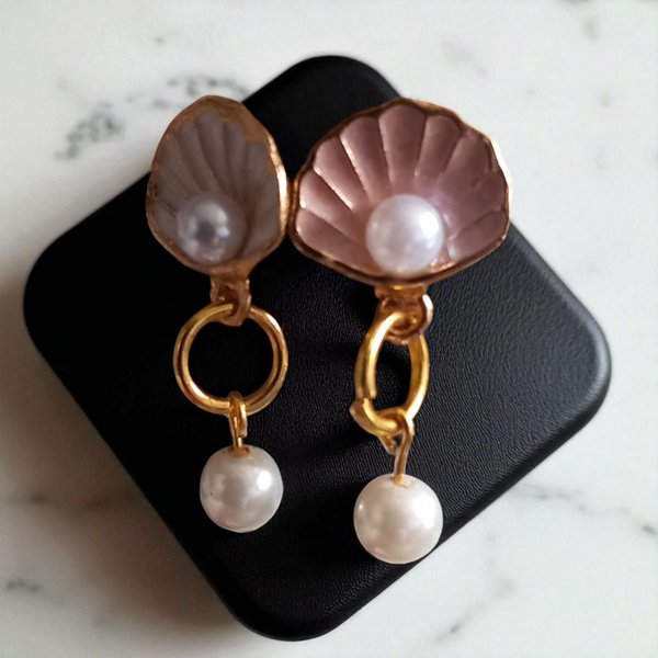 Shell and pearl earrings