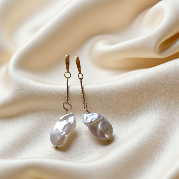 Baroque pearl drop earrings
