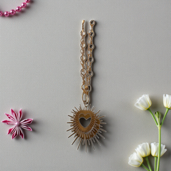 Sunburst heart shaped necklace
