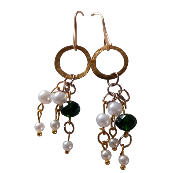 Ea4rings with pearls and beads