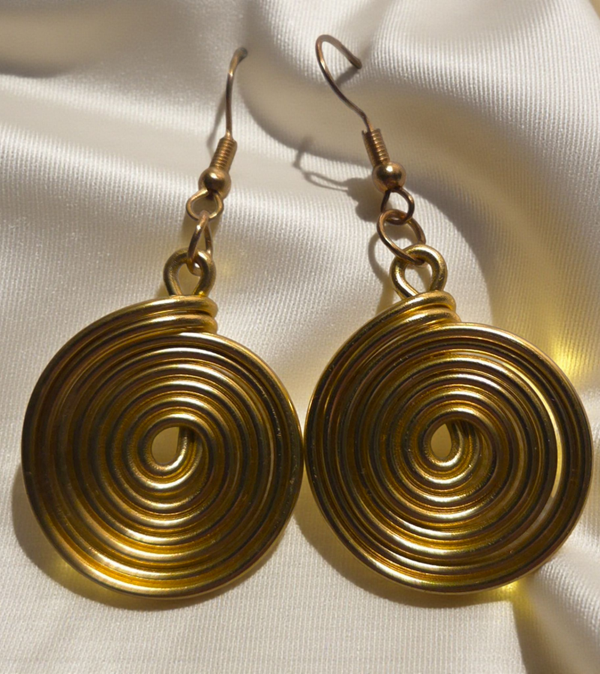 Gold hand hammered earrings