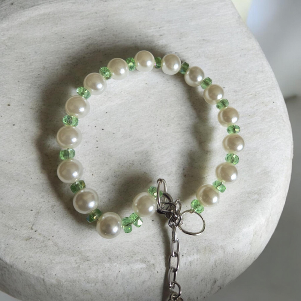 Pearl and green crystal bracelet