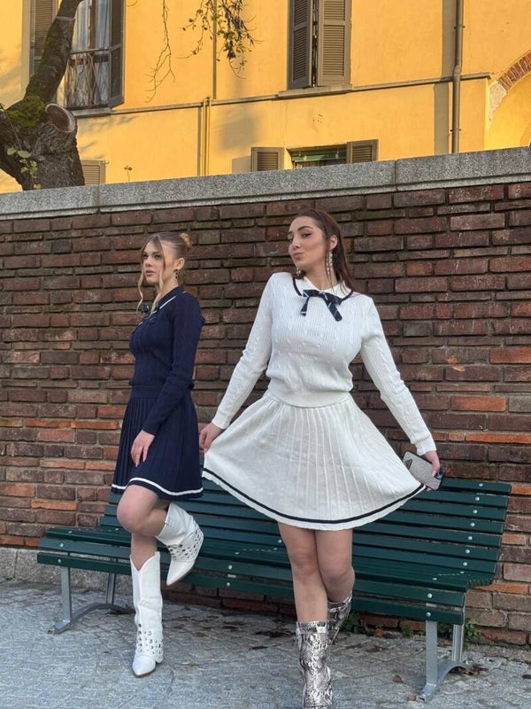 Gonna maglietta nero ,bianco, blu