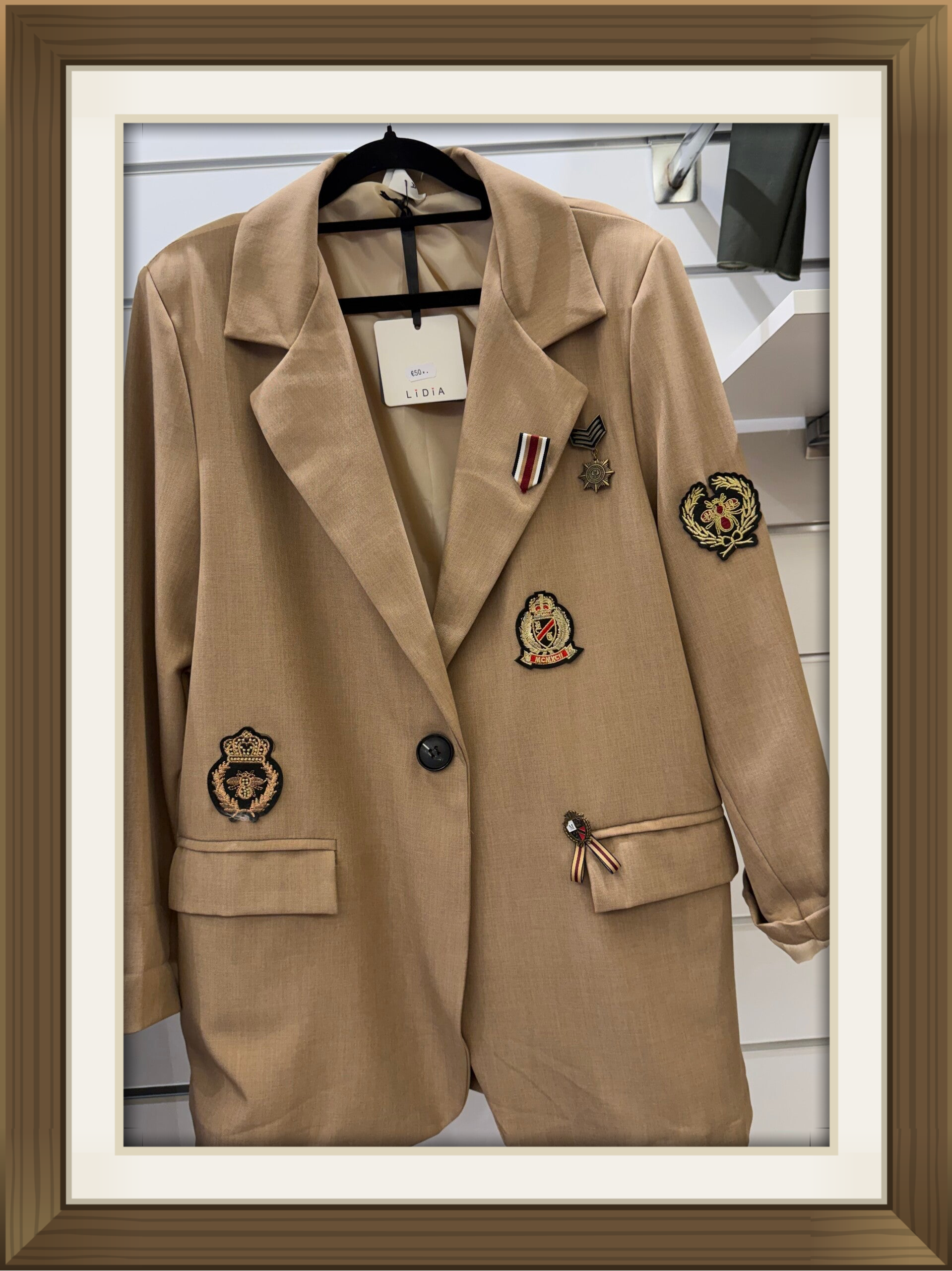 Giacca beige e marrone