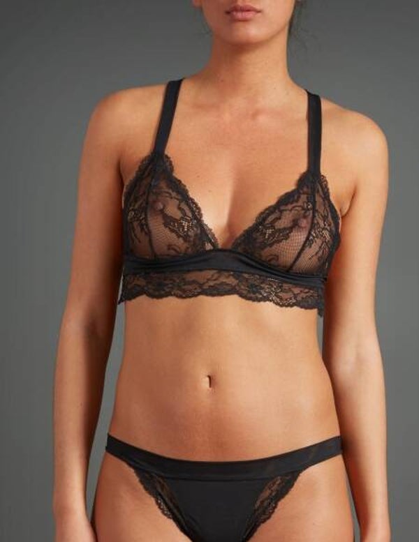 SOUTIEN GORGE TRIANGLE FENETRE SUR COUR