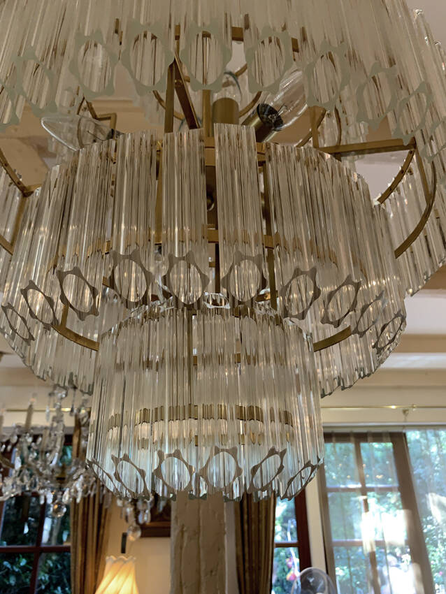 Nr B-22    Kristallen kroonluchter  met zeskant-buis kristal no 2