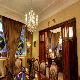dinnerroom12-1.gif