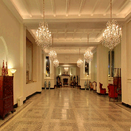 dinnerroom13-2.gif