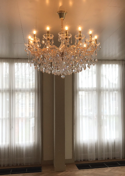 Nr A-32  Kroonluchter Maria Theresia - Hoog model - Dia 95cm of 120cm  No 1