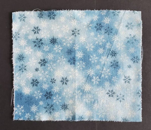 SNOWFLAKE FABRIC PIECE BUNDLE