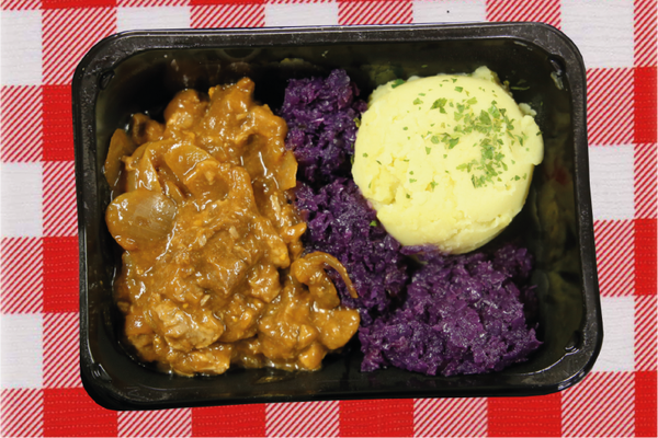 HACHEE RODEKOOL EN AARDAPPELPUREE