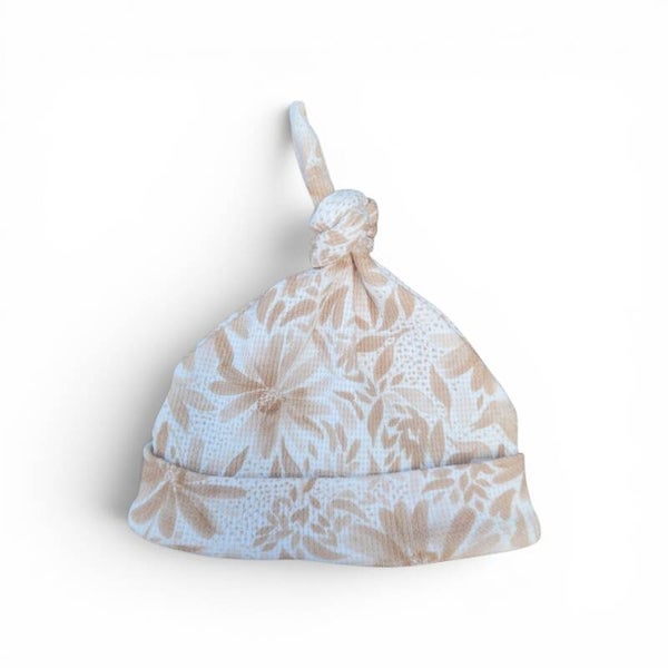 Mutsje Knoop Beige Bloem