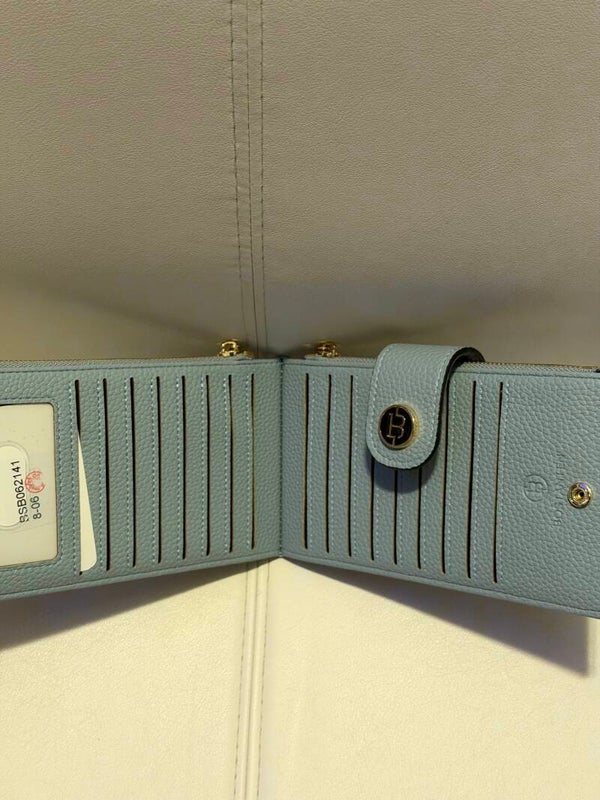 Boss wite wallet