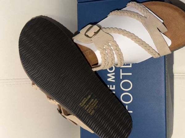 White Mountain Footbeds Hayleigh Sandals in a beige suede color with prominent