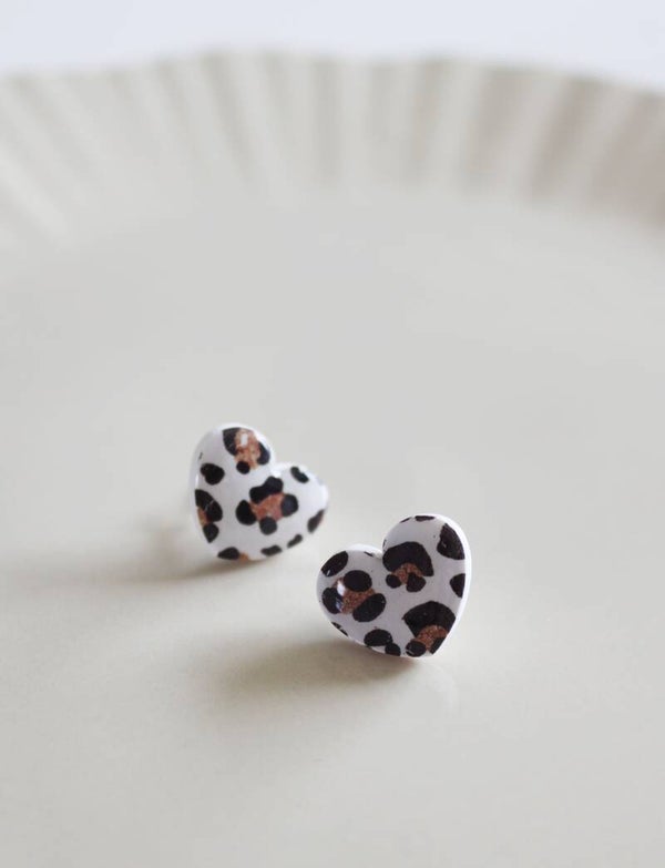 Luipaard print hart studs