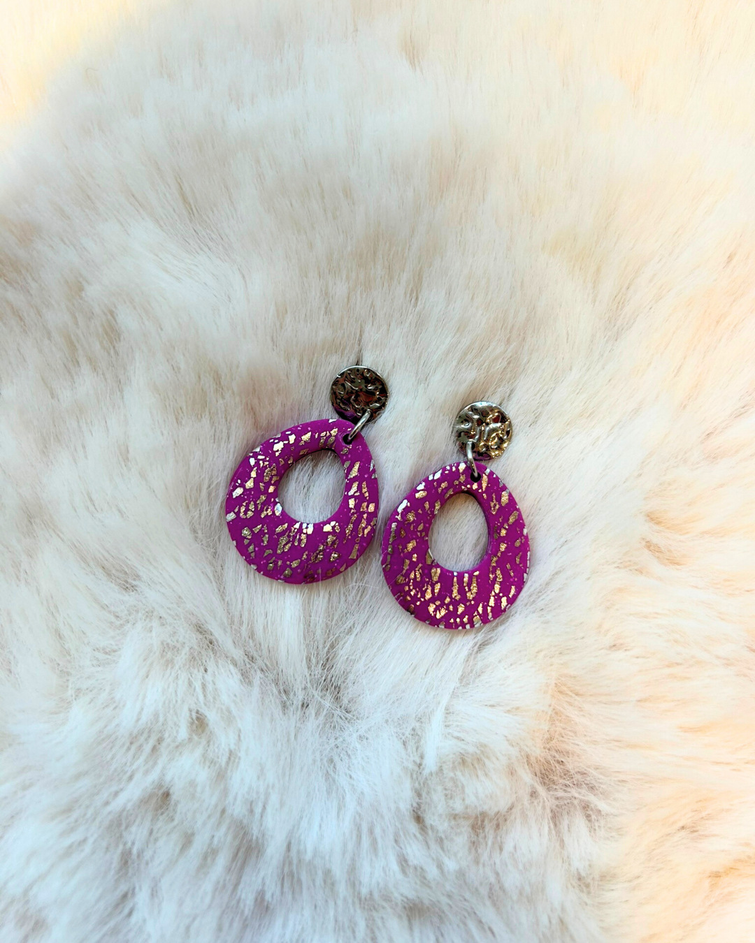 Oorbellen Fuchsia opendruppel