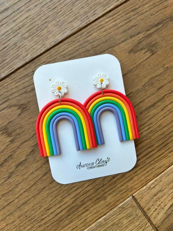 Regenboog met bloem oorknopje