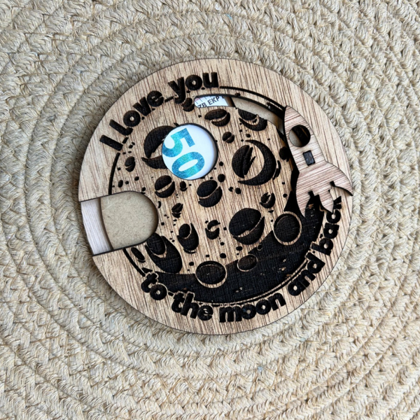 Houten geldcadeau to the moon