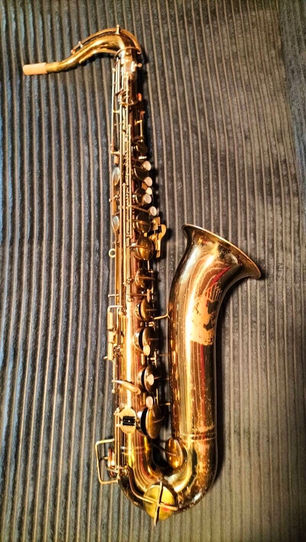 Saxophone ténor Buescher Elkhart 30A