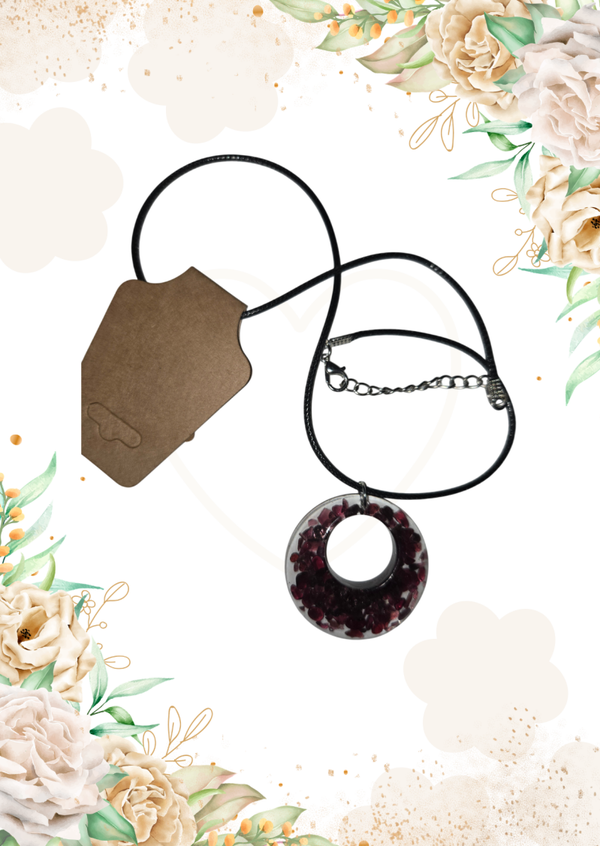 Collier en grenat rouge