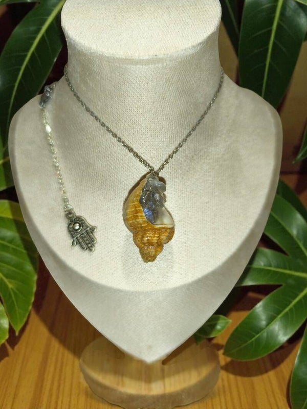 Collier main de Fatma