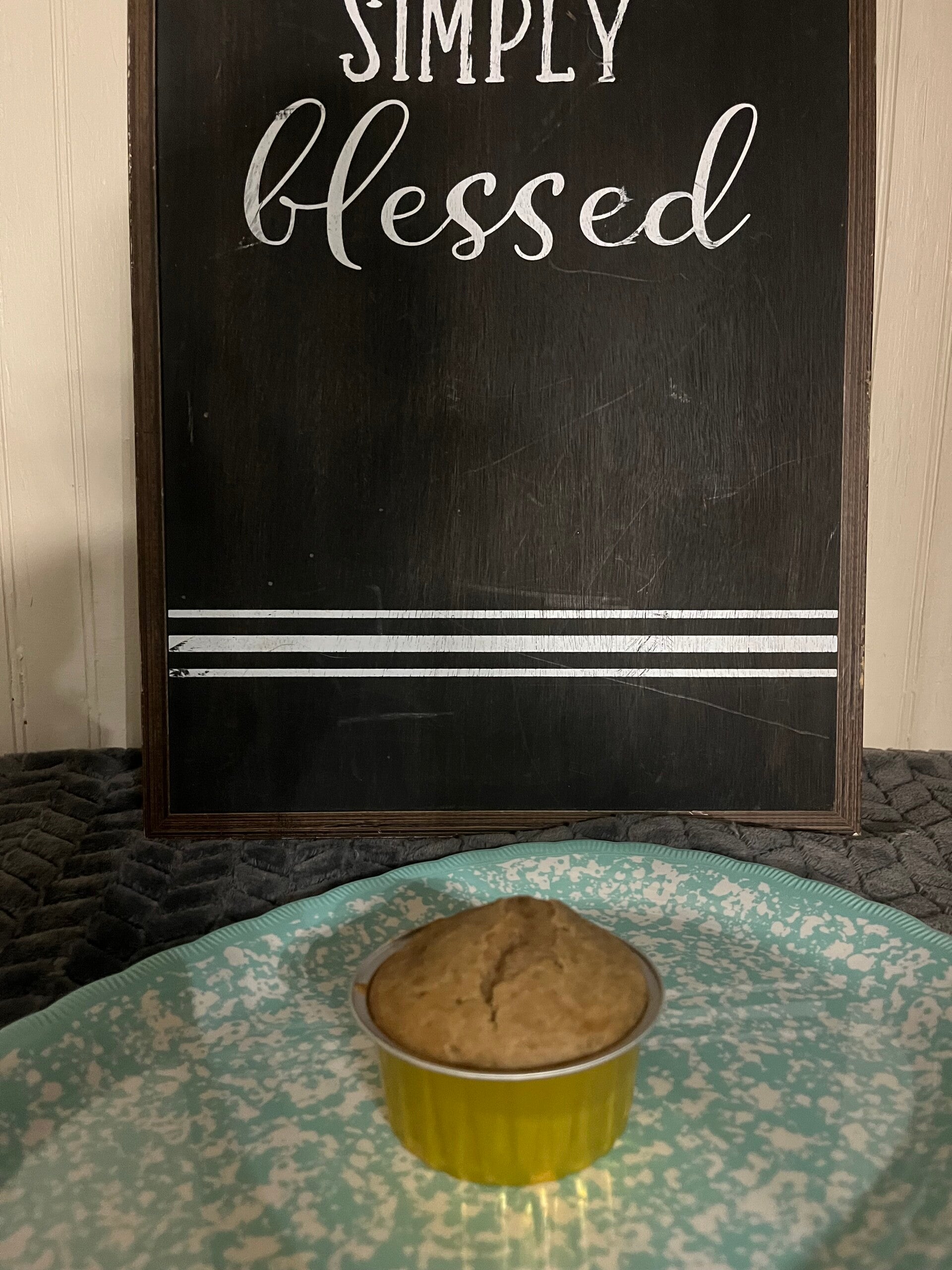 apple cinnamon muffin