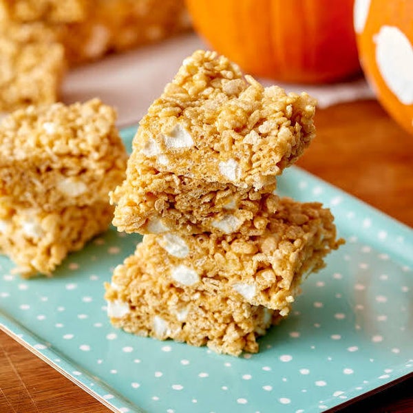 pumpkin spice rice crispy treats